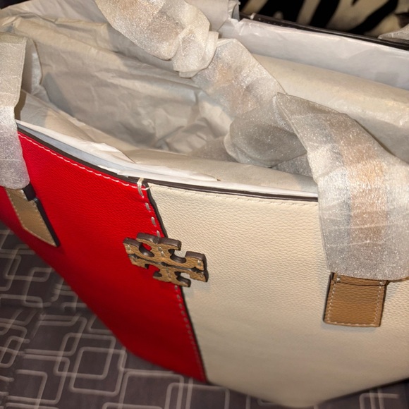 Tory Burch McGraw Color-Block Shopper Tote - Picture 4 of 14